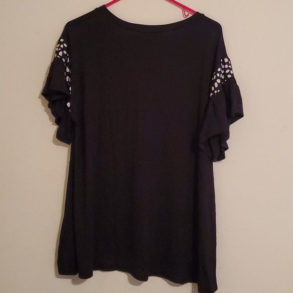 Top - Picture 5 of 6